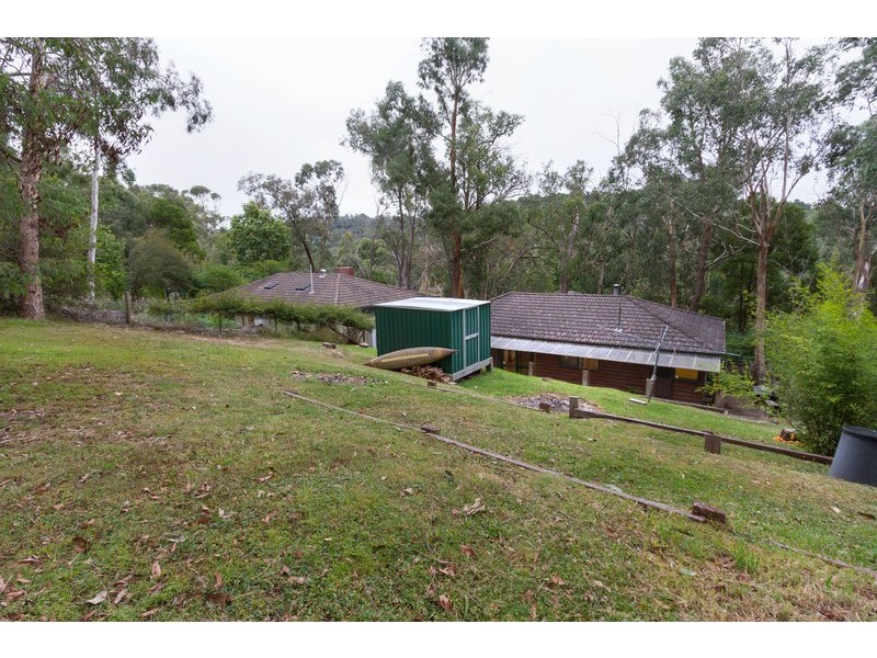 54 Commercial Road, Mount Evelyn VIC 3796