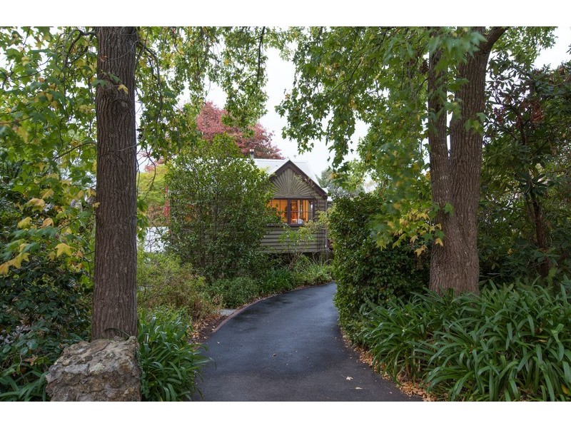 341-345 Sheffield Road, Montrose VIC 3765