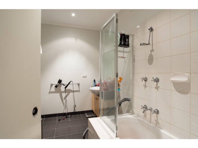 67/13-15 Hewish Road, Croydon VIC 3136