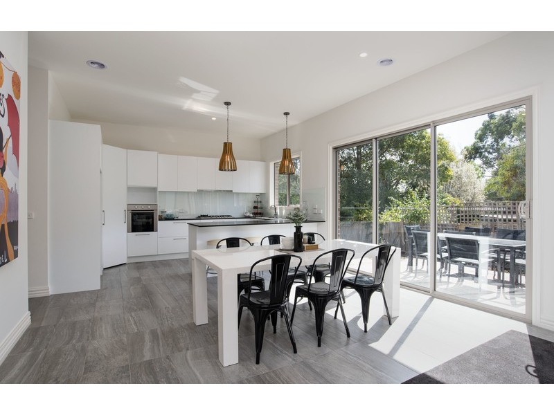 43a Jacaranda Avenue, Kilsyth VIC 3137