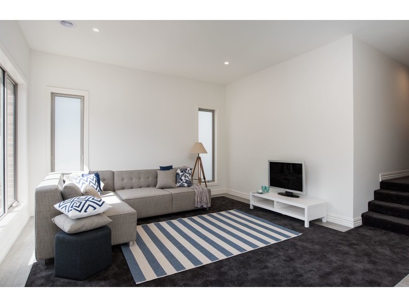 43a Jacaranda Avenue, Kilsyth VIC 3137