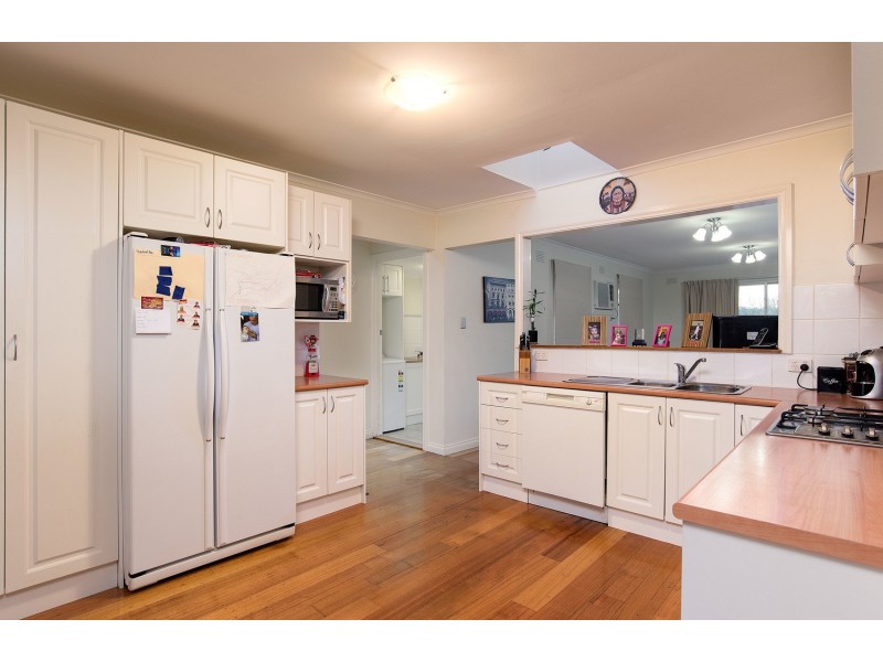 1/17 Wimbledon Court, Mooroolbark VIC 3138