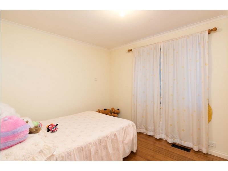 1/17 Wimbledon Court, Mooroolbark VIC 3138