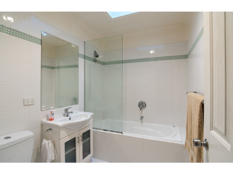 1/17 Wimbledon Court, Mooroolbark VIC 3138