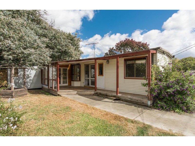 102 Cardigan Road, Mooroolbark VIC 3138