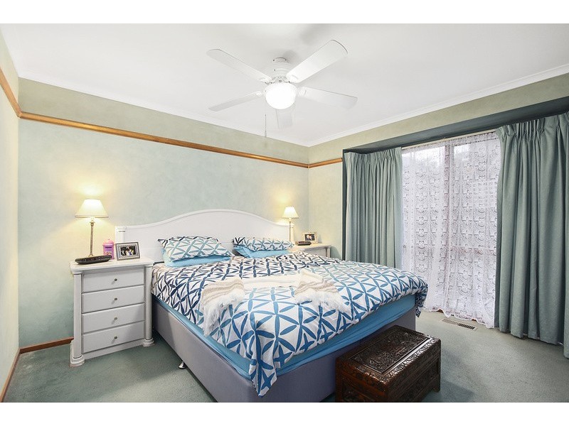 1 Blue Ridge Drive, Mooroolbark VIC 3138