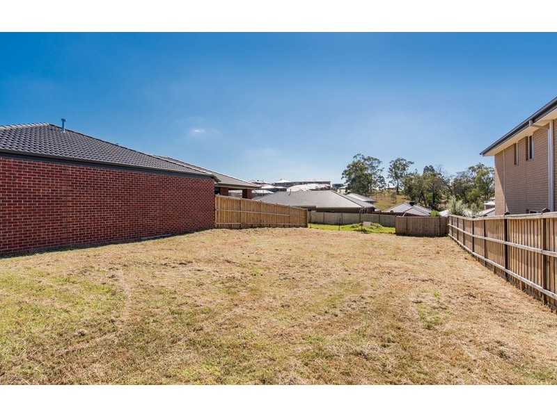 88 Evans Drive, Croydon VIC 3136