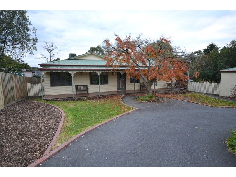 39 Trevallyn Close, Montrose VIC 3765