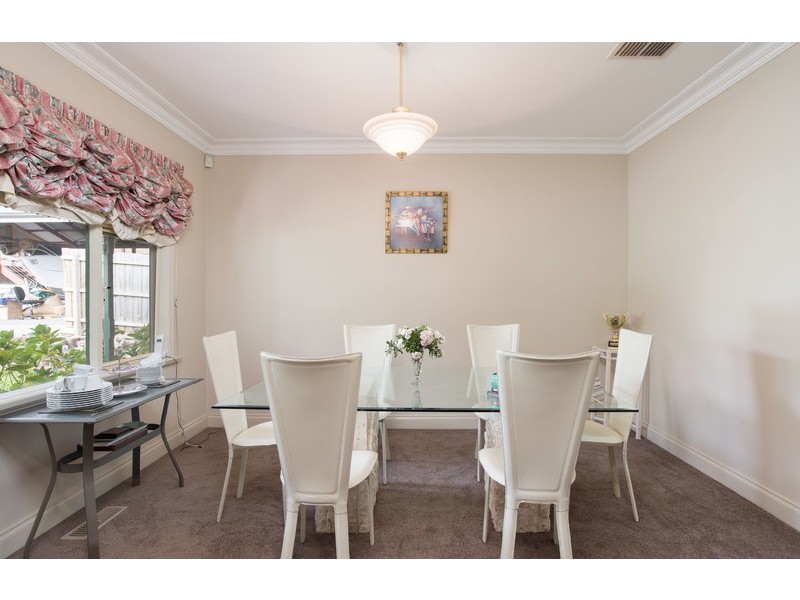 39 Trevallyn Close, Montrose VIC 3765