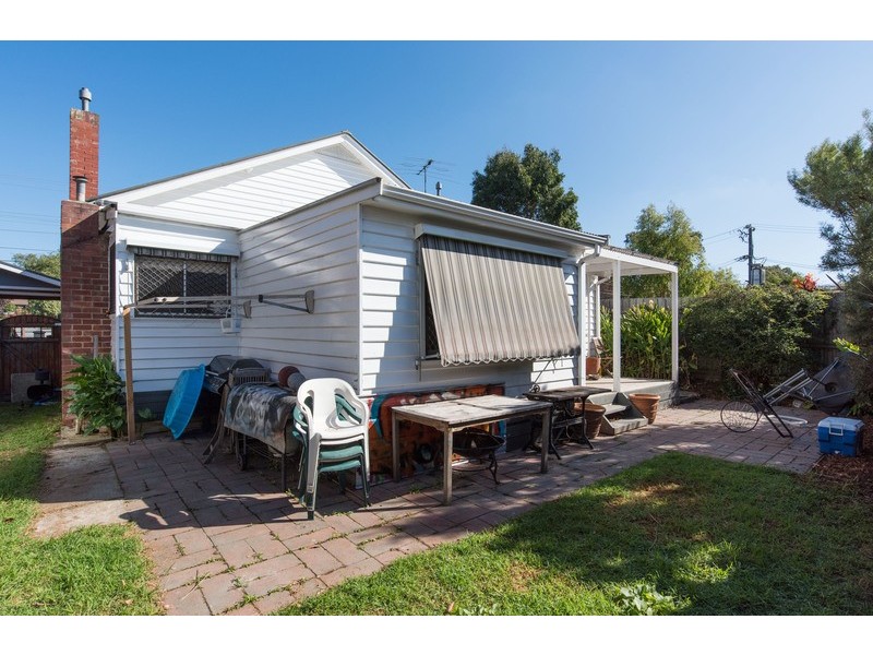 17 Lusher Road, Croydon VIC 3136