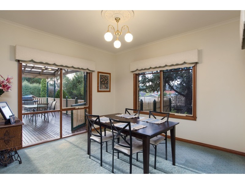 50 Blue Ridge Drive, Mooroolbark VIC 3138