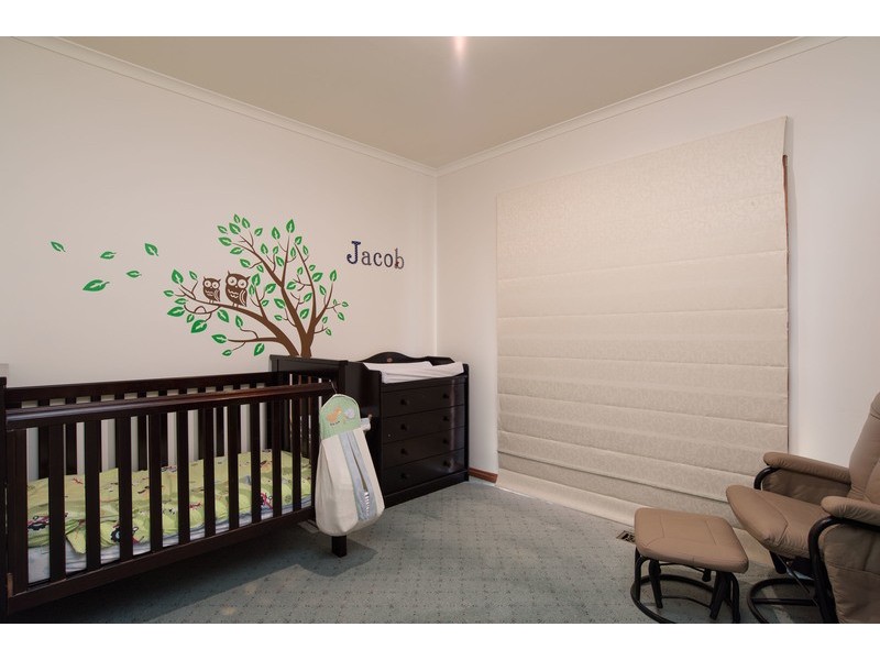 50 Blue Ridge Drive, Mooroolbark VIC 3138