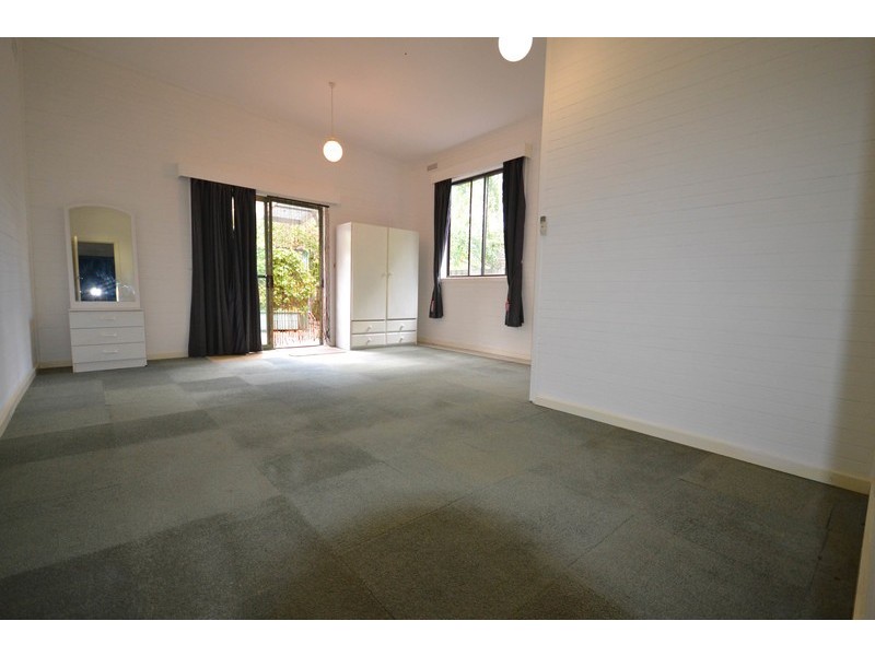 Rear/35 Timberglades Road, Montrose VIC 3765