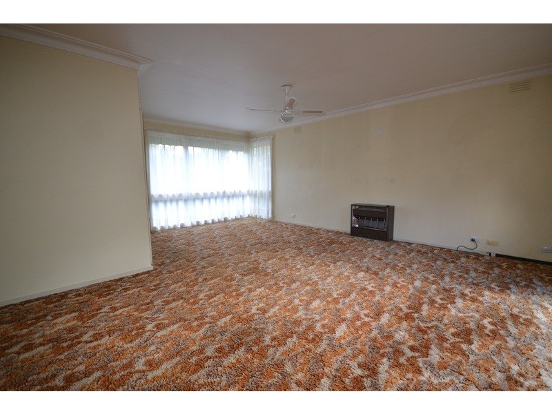 14 Morrison Crescent, Kilsyth VIC 3137