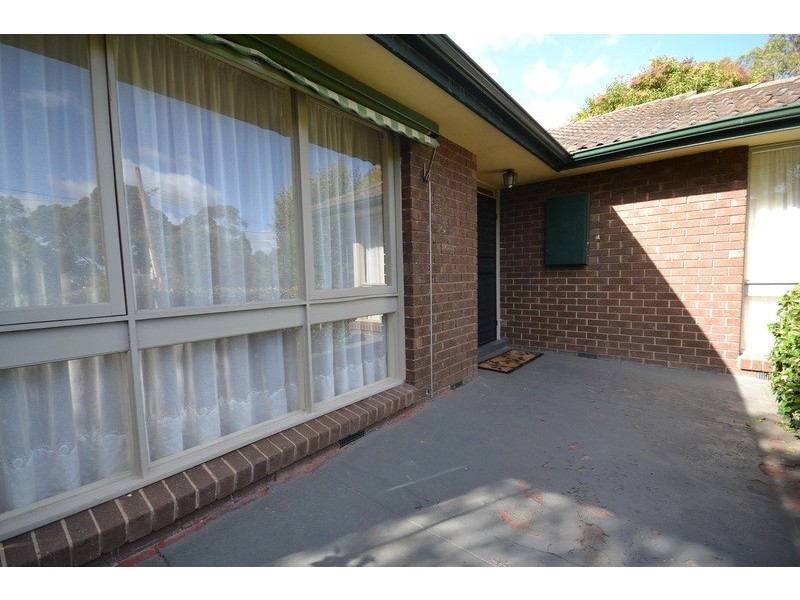 14 Morrison Crescent, Kilsyth VIC 3137