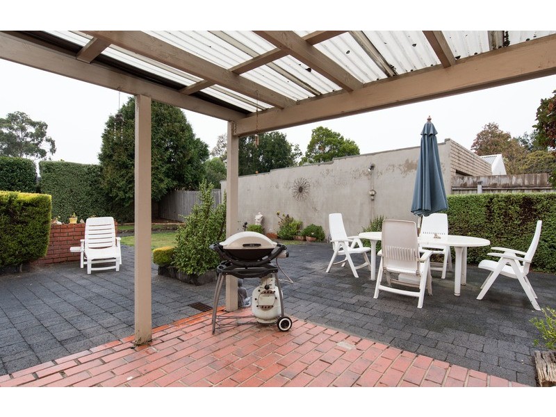 9 Tibarri Court, Mooroolbark VIC 3138