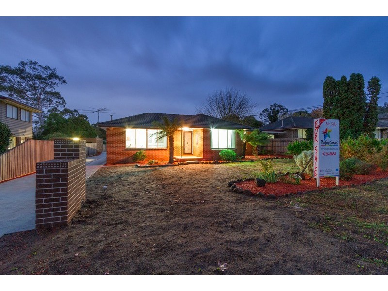 11 Lockhart Court, Kilsyth VIC 3137