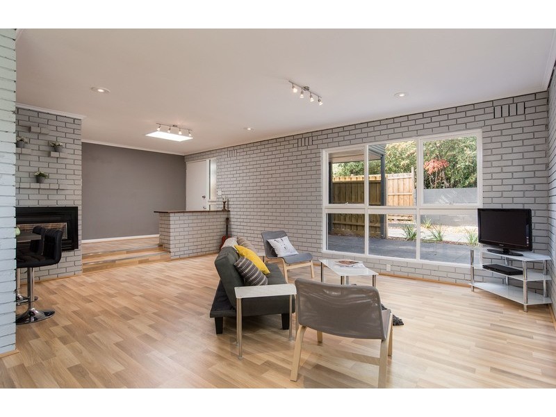 1/1 Carlyle Street, Croydon VIC 3136