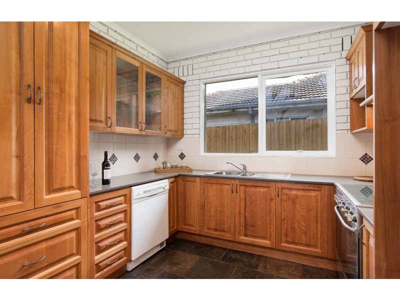 1/1 Carlyle Street, Croydon VIC 3136