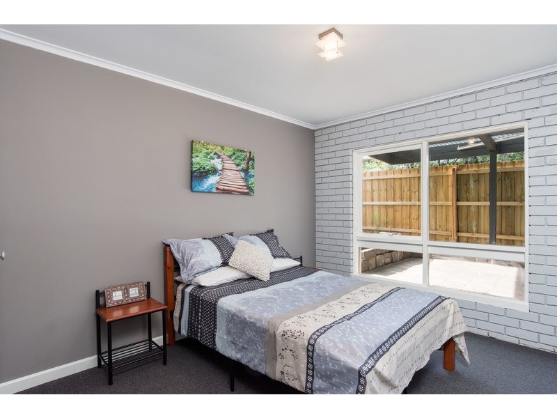 1/1 Carlyle Street, Croydon VIC 3136