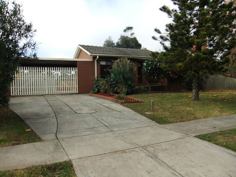 72 Hawthory Road, Kilsyth VIC 3137