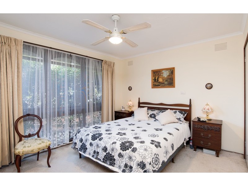 126 Esther Crescent, Mooroolbark VIC 3138
