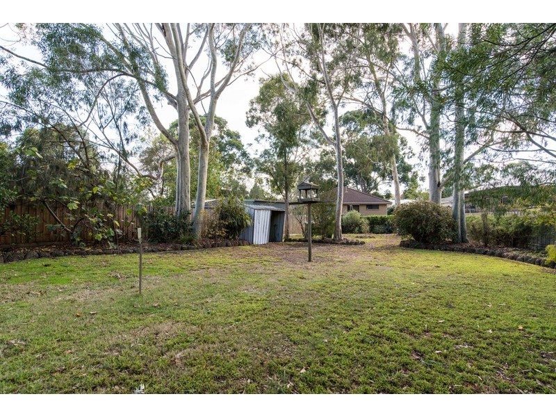 126 Esther Crescent, Mooroolbark VIC 3138
