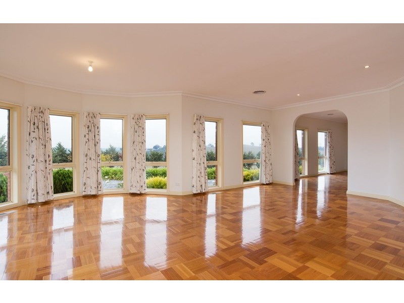 300 Edward Road, Chirnside Park VIC 3116