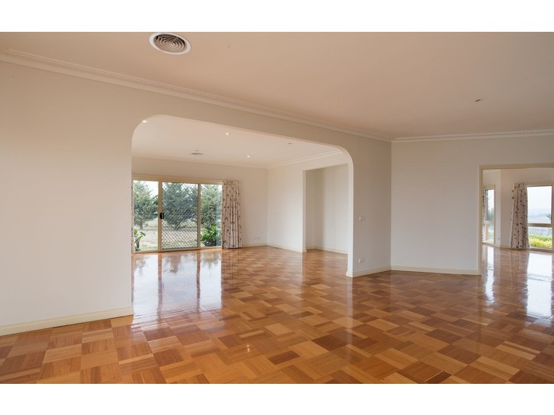 300 Edward Road, Chirnside Park VIC 3116