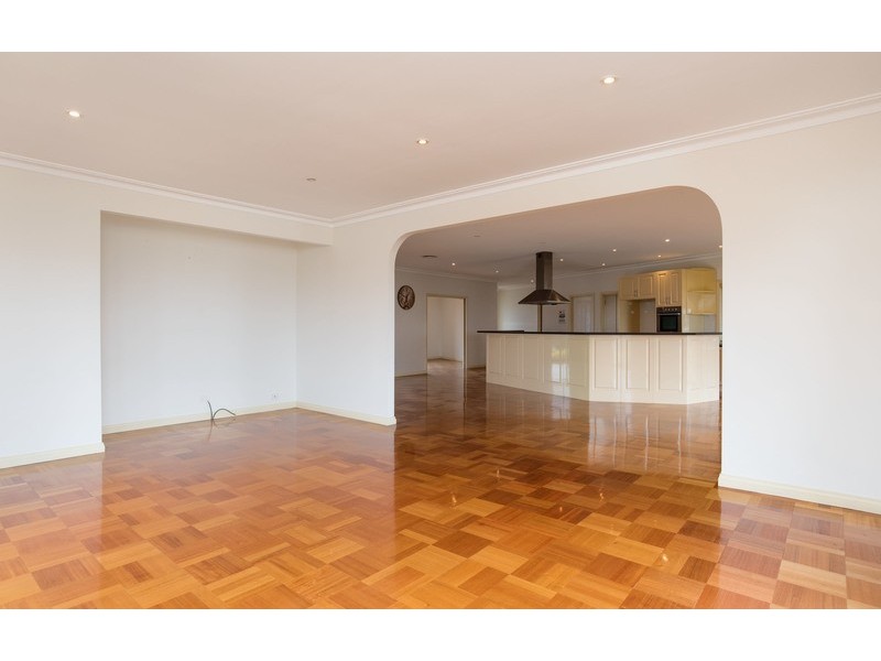 300 Edward Road, Chirnside Park VIC 3116