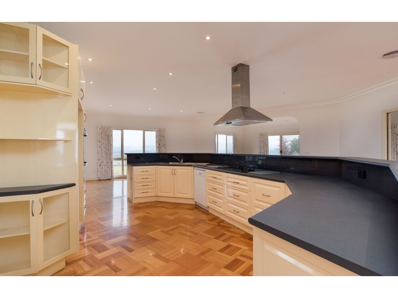 300 Edward Road, Chirnside Park VIC 3116