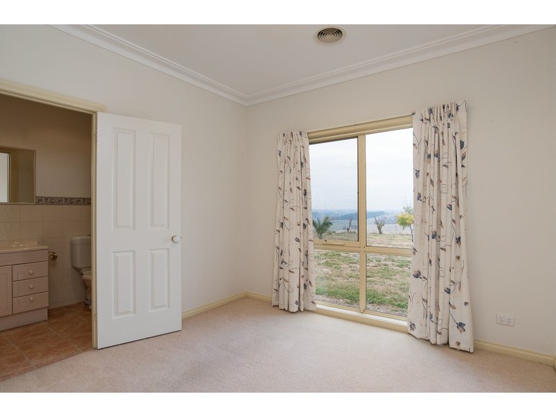 300 Edward Road, Chirnside Park VIC 3116