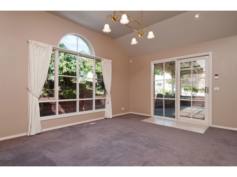 110 Partridge Way, Mooroolbark VIC 3138