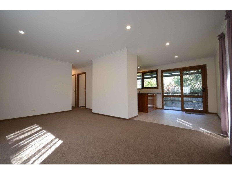 57 Kent Avenue, Croydon VIC 3136