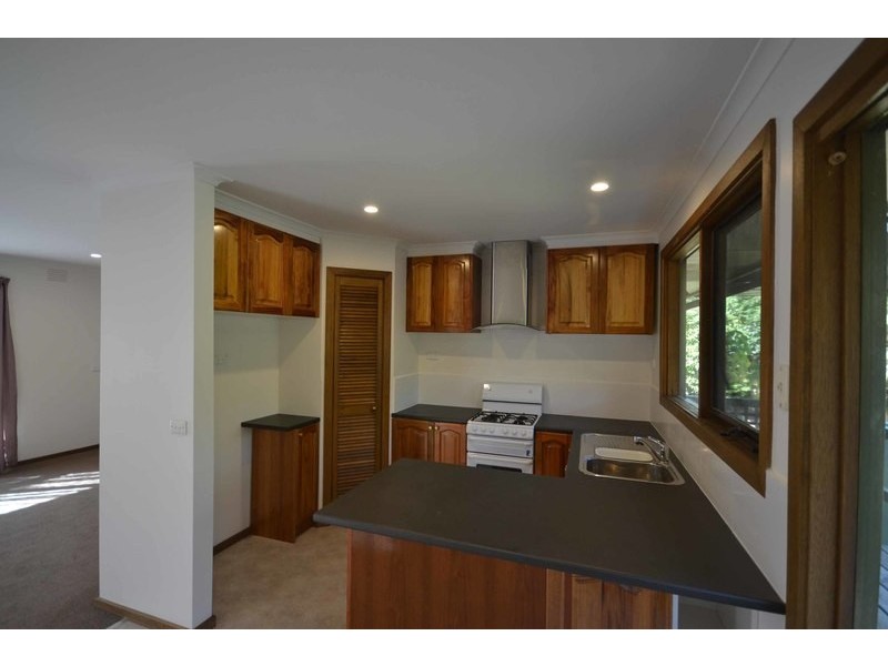 57 Kent Avenue, Croydon VIC 3136