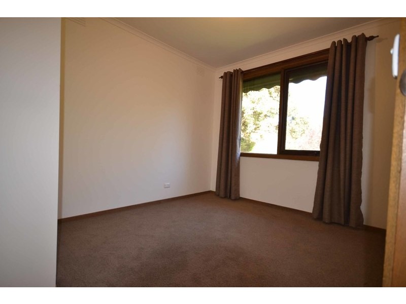 57 Kent Avenue, Croydon VIC 3136