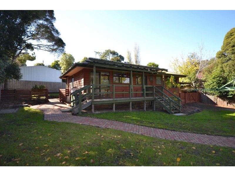 57 Kent Avenue, Croydon VIC 3136