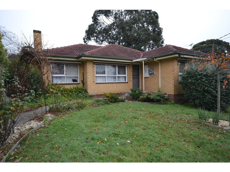 67 Hawthory Road, Kilsyth VIC 3137