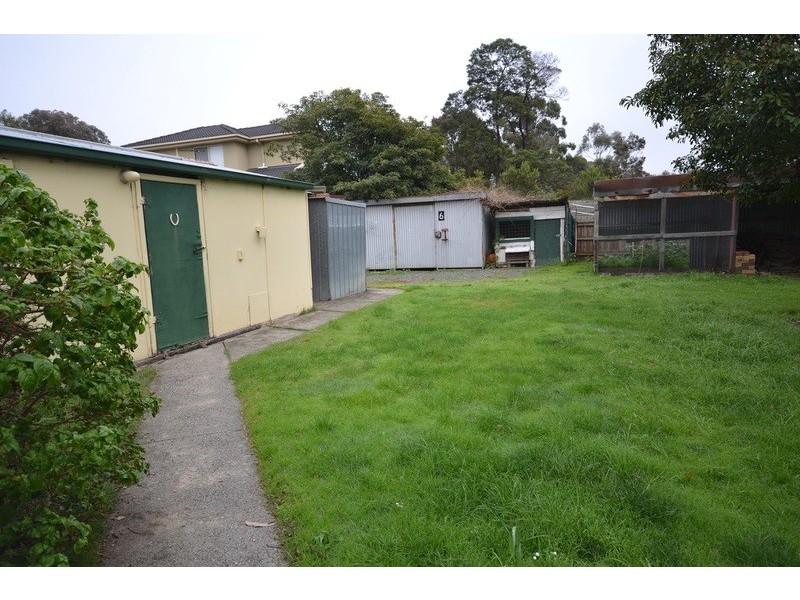 67 Hawthory Road, Kilsyth VIC 3137