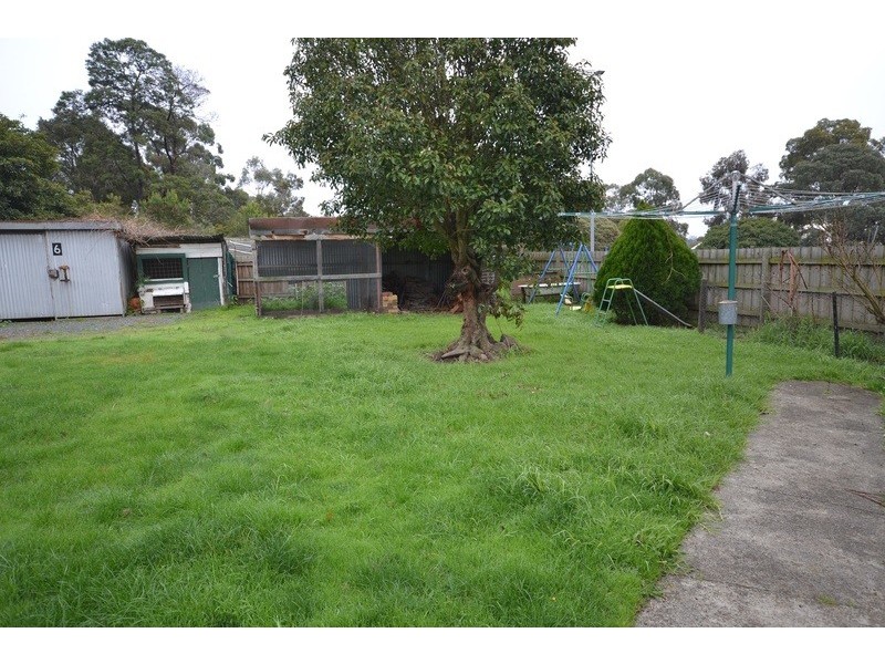 67 Hawthory Road, Kilsyth VIC 3137