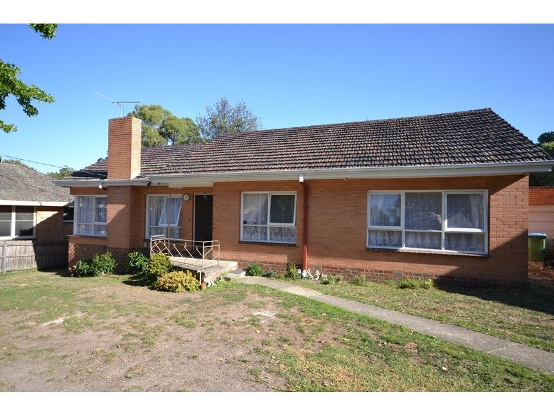 8 Lauriston Court, Ringwood North VIC 3134