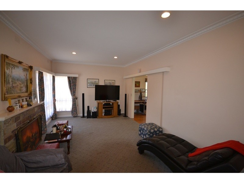 8 Lauriston Court, Ringwood North VIC 3134