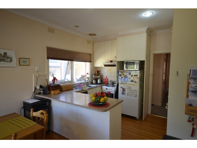 8 Lauriston Court, Ringwood North VIC 3134