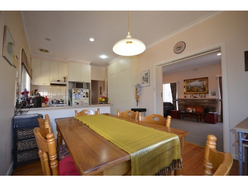 8 Lauriston Court, Ringwood North VIC 3134