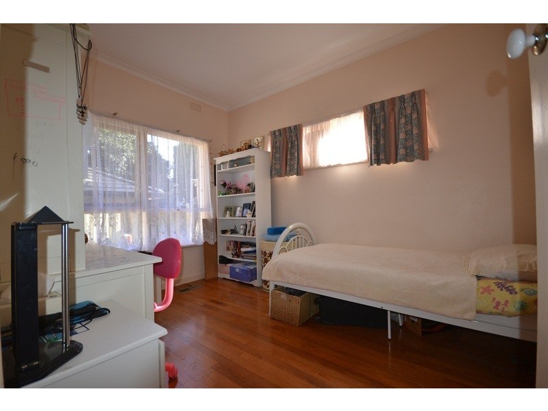 8 Lauriston Court, Ringwood North VIC 3134