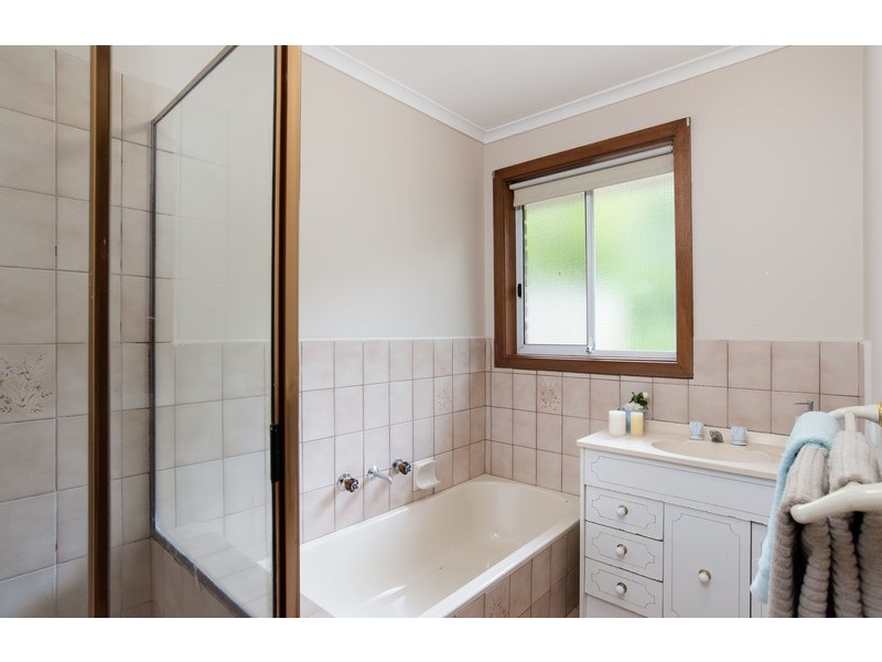 2/205 Dorset Road, Croydon VIC 3136