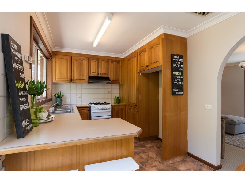 2/205 Dorset Road, Croydon VIC 3136