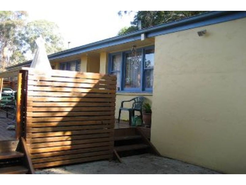 1/108 Exeter Road, Croydon North VIC 3136