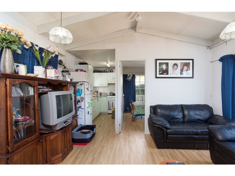 7 Sweetland Road, Mooroolbark VIC 3138