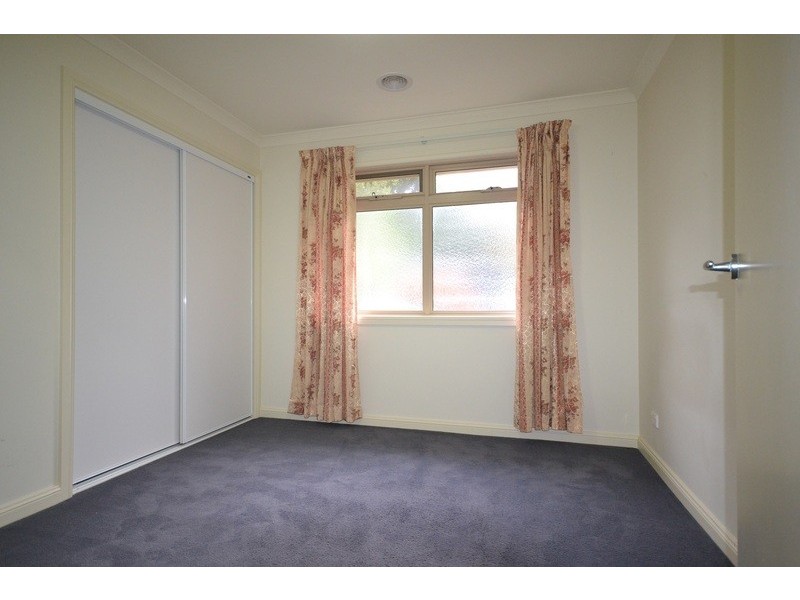 2/4-6 Cambridge Road, Mooroolbark VIC 3138